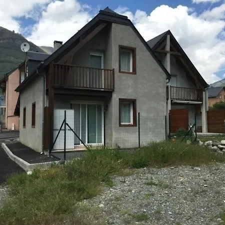 House Clos St Clement *